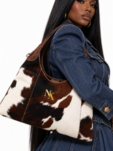 Load image into Gallery viewer, The scoop cowhide bag ( 1 OF 1 )