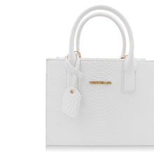 Load image into Gallery viewer, White cobra bag ( medium )