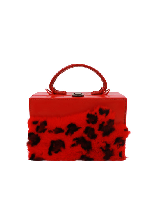 The concept trunk ( Ruby red mink ) 1 OF 1